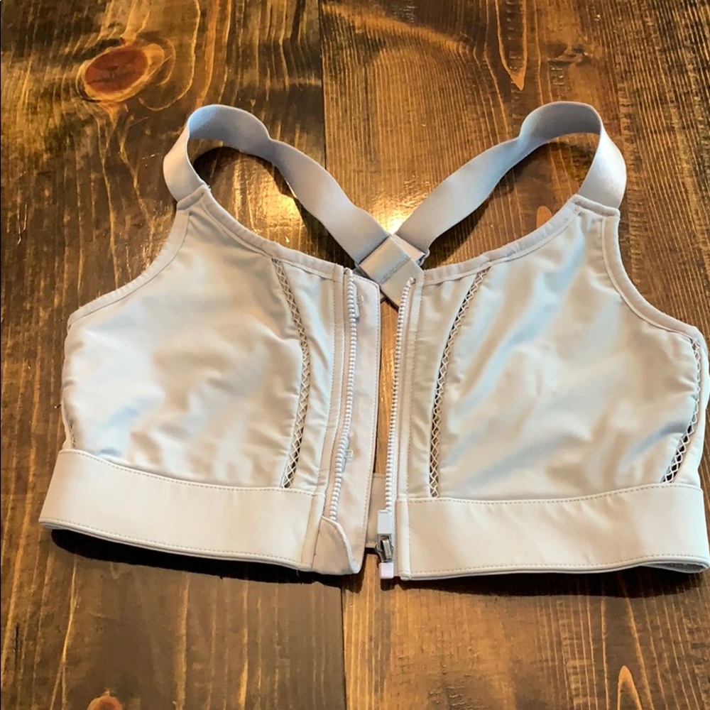 Fabletics sports bra